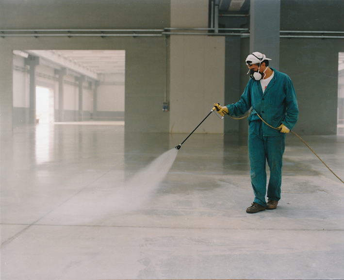 Pulizia dei pavimenti industriali - Recodi